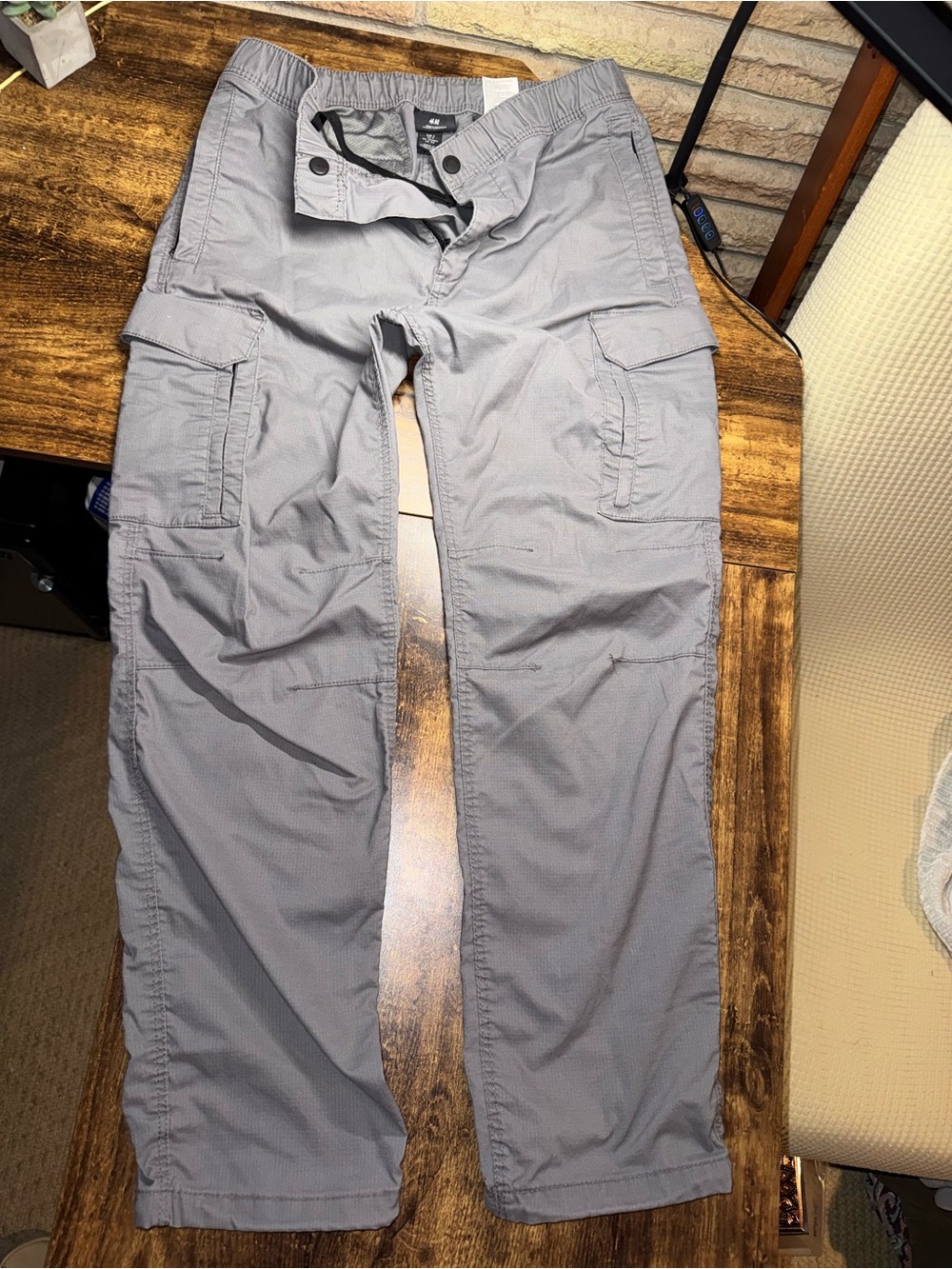 H&M Men's Cargo Pants in Light Gray - Durable Everyday Wear